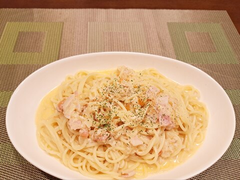 夕食に!ツナとベーコンのトマトクリームパスタ